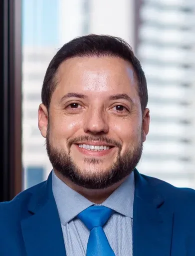 Tarcísio Saretta Lemos