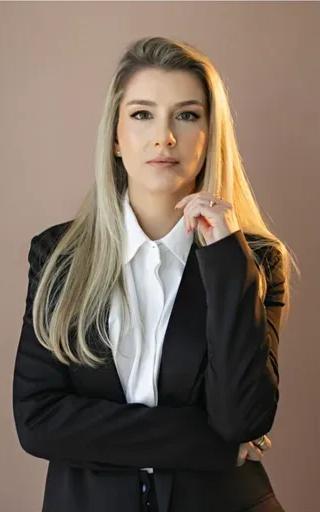 Danielle Cercal Santos Leal